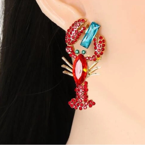 Red and Blue Lobster Earrings never worn - Picture 7 of 7
